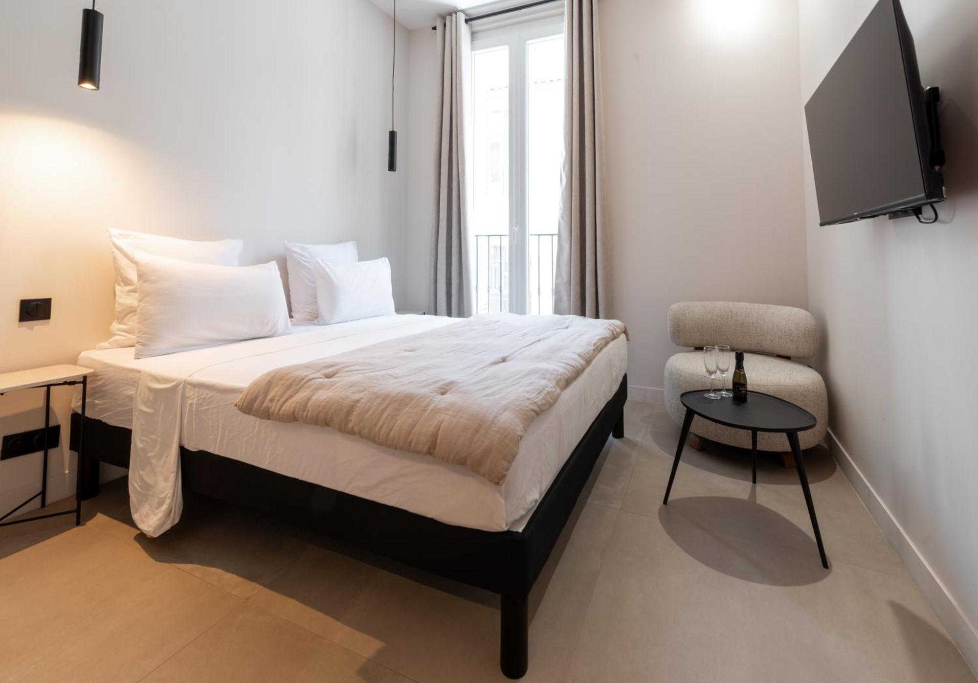 Mouchki Hotel Marseille Room photo
